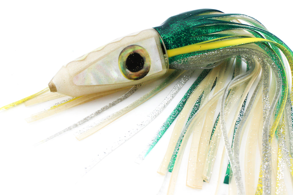 9" Goggle Eye with Agoya Shell and Ivory Glow